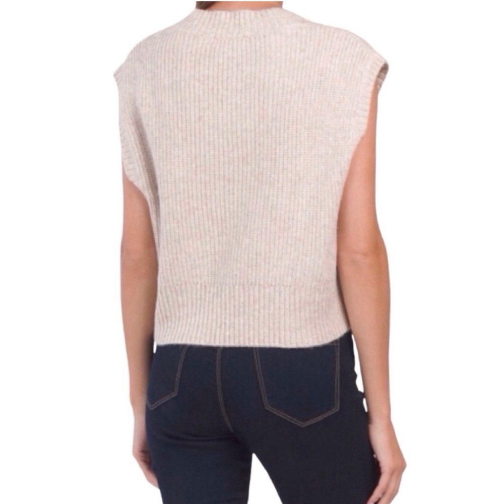 Sincerely Jules V-Neck Cable Knit Crop Vest (NWT) (Size: XS) - Picture 2 of 10